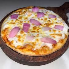 Onion pizza